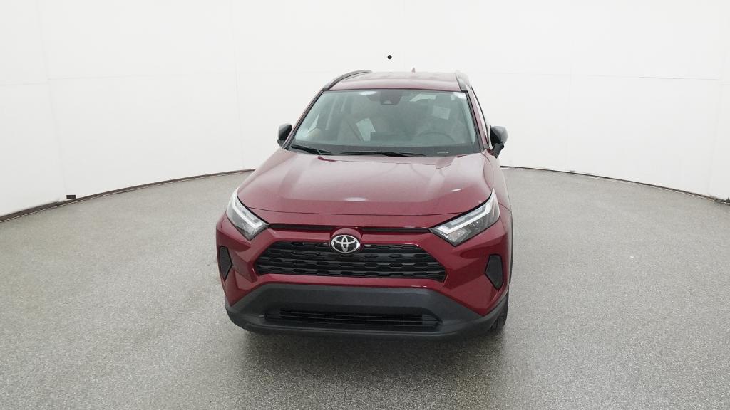 2025 Toyota RAV4 Hybrid LE photo 3