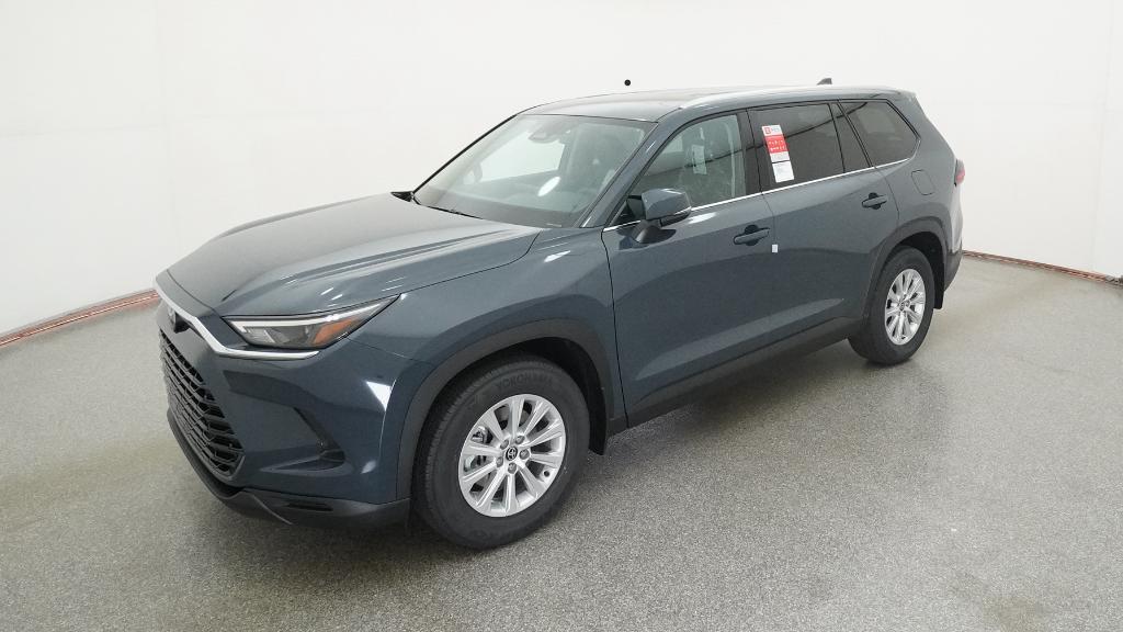 2026 Toyota Grand Highlander XLE's photo