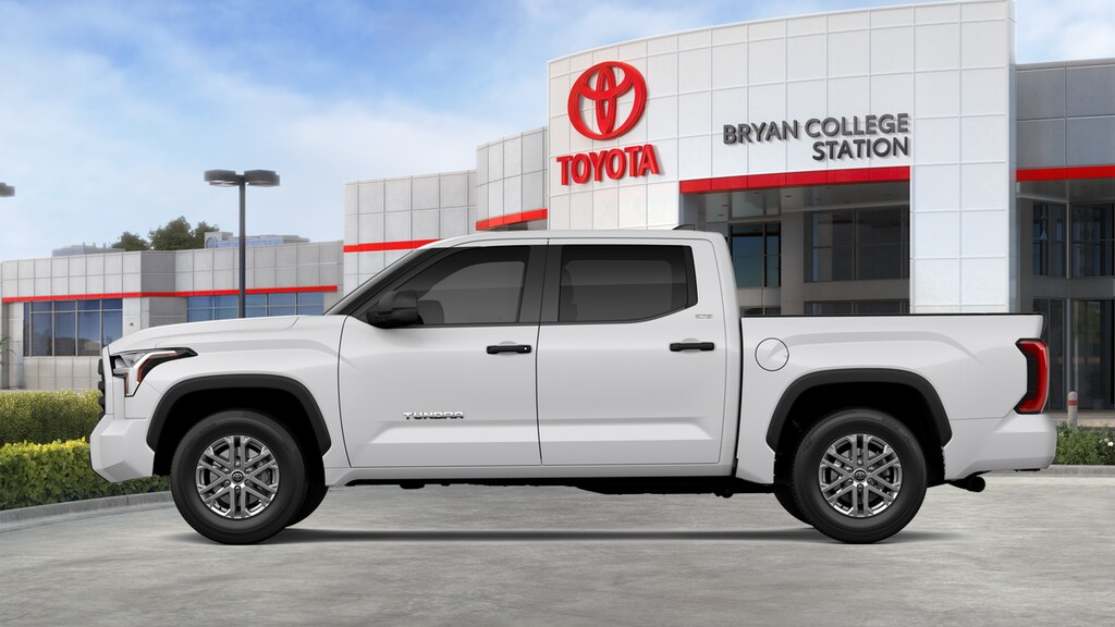 New 2026 Toyota Tundra SR5 SR5 CREWMAX 5.5