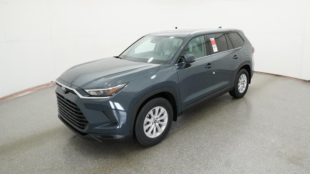 New 2026 Toyota Grand Highlander Hybrid XLE SUV