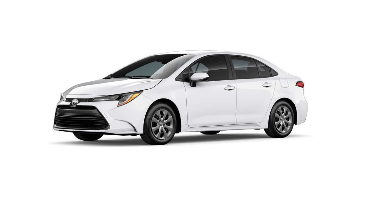 2026 Toyota Corolla LE photo 3