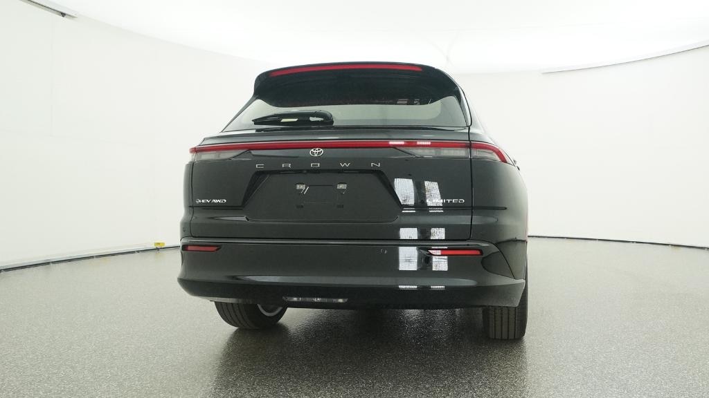 New 2025 Toyota Crown Signia Limited LIMITED