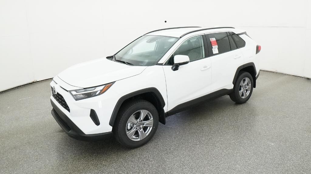New 2025 Toyota RAV4 XLE SUV