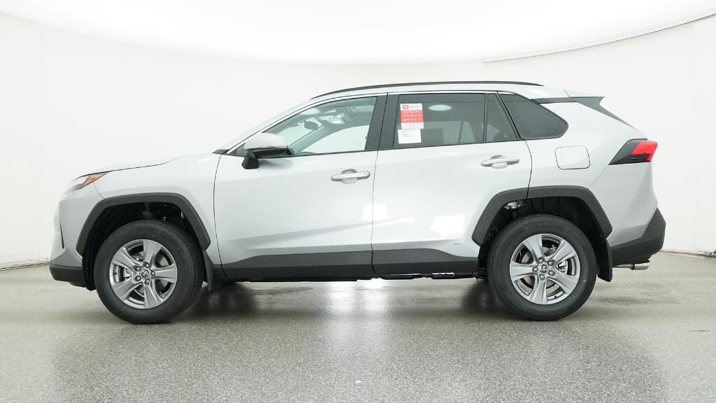 New 2025 Toyota RAV4 Hybrid XLE SUV