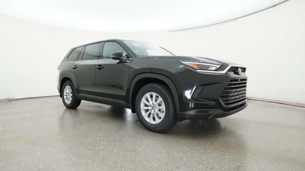 2026 Toyota Highlander Hybrid XLE photo 4