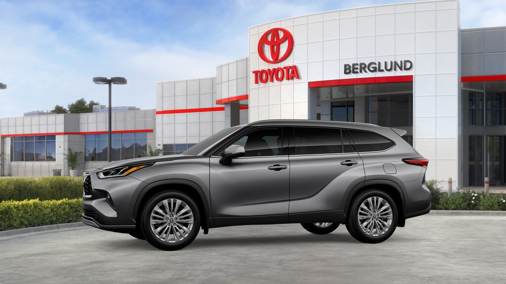 New 2026 Toyota Highlander Platinum SUV
