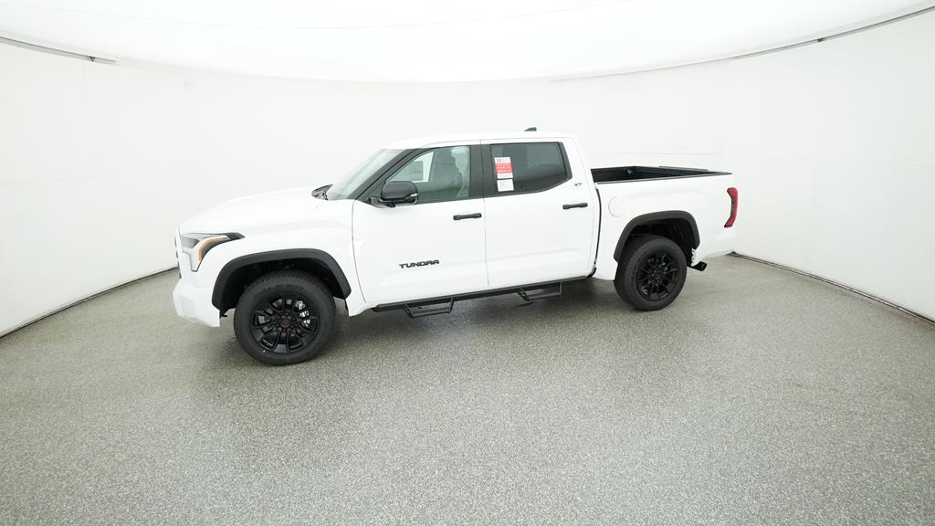 2025 Toyota Tundra SR5 - Photo 15