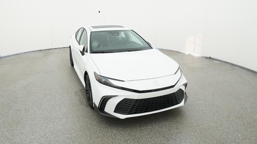 2026 Toyota Camry SE photo 11