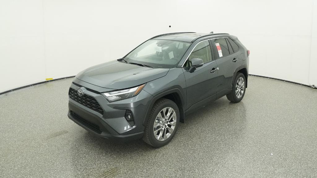 2025 Toyota RAV4 XLE Premium's photo