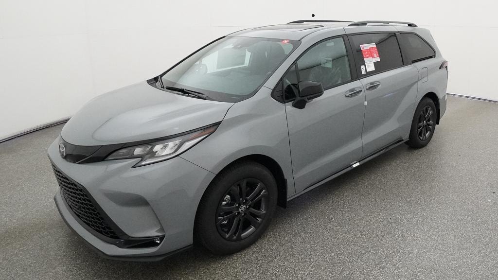 New 2026 Toyota Sienna XSE Van Passenger Van