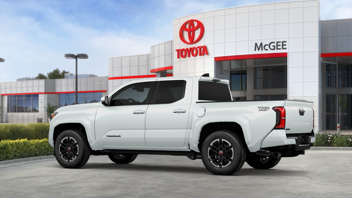 2025 Toyota Tacoma TRD Sport - Photo 31