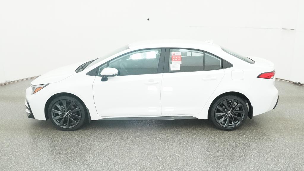 2026 Toyota Corolla SE photo 3