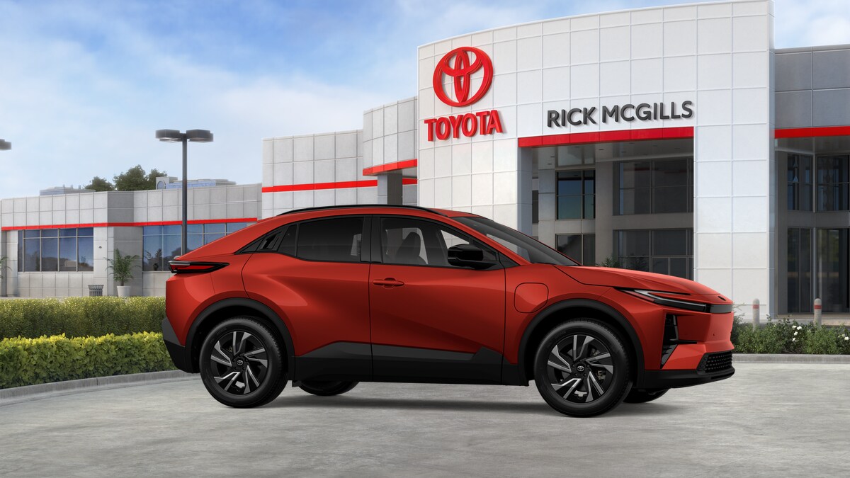 2026 Toyota C-HR SE - Photo 38