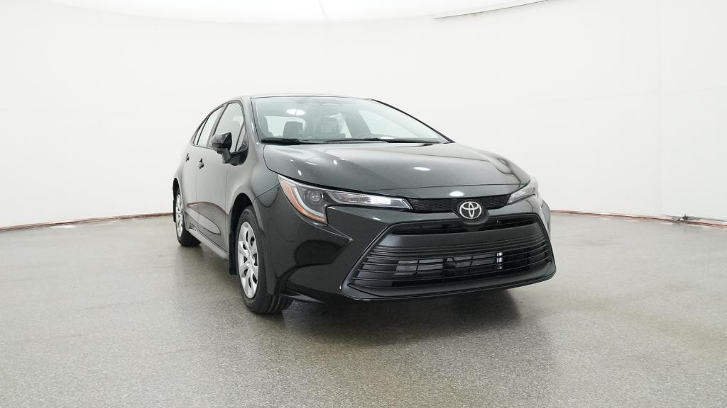 2026 Toyota Corolla LE photo 4
