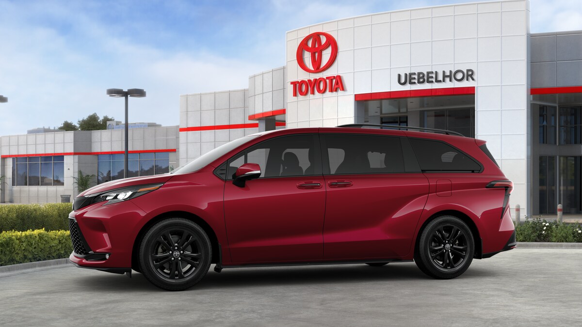 2025 Toyota Sienna XSE photo 4