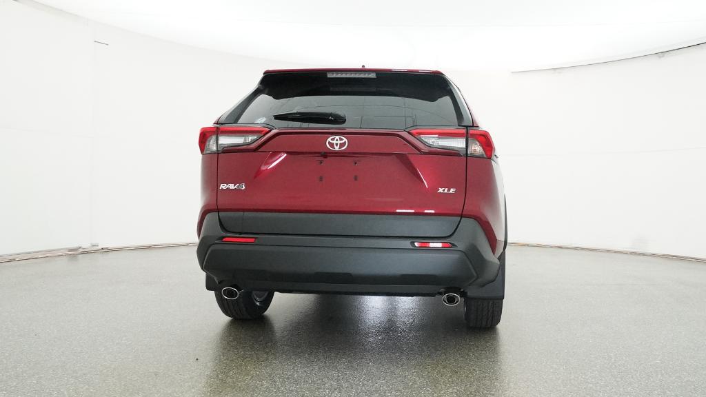 2025 Toyota RAV4 XLE photo 2