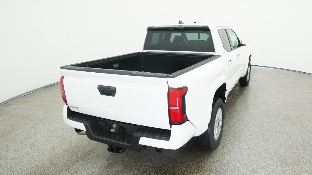2025 Toyota Tacoma SR5 photo 3