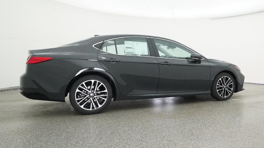 2026 Toyota Camry XLE photo 3