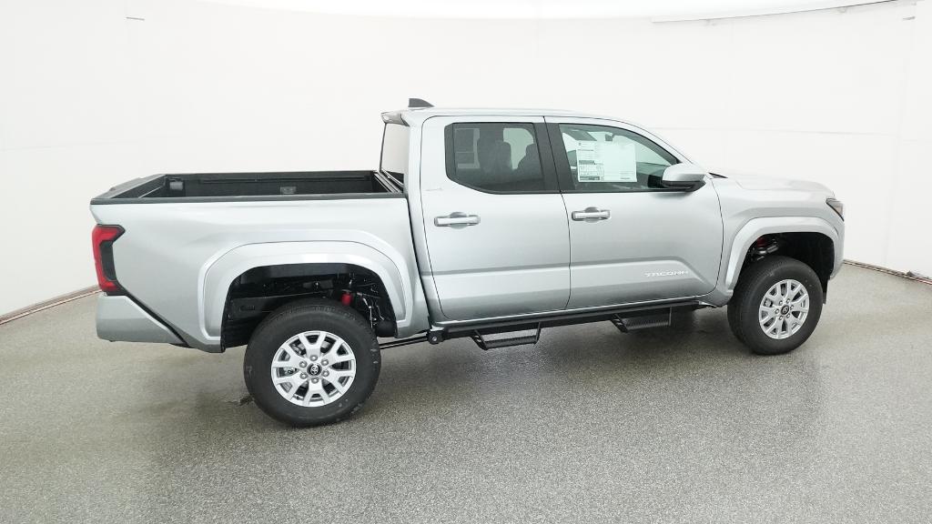 2026 Toyota Tacoma SR5 - Photo 18