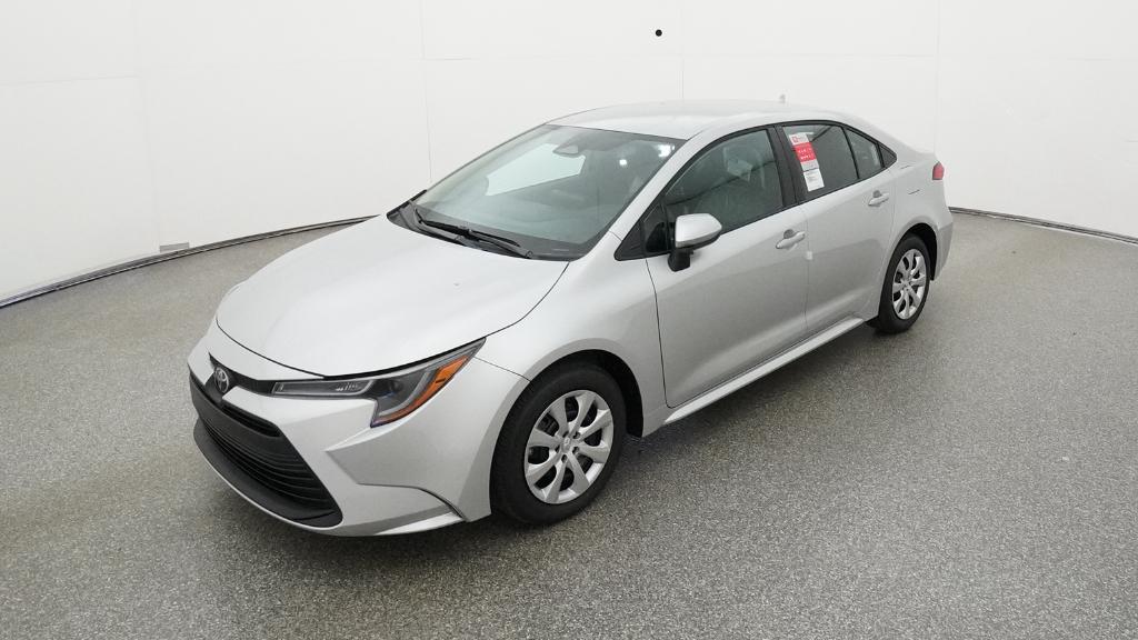2026 Toyota Corolla LE's photo