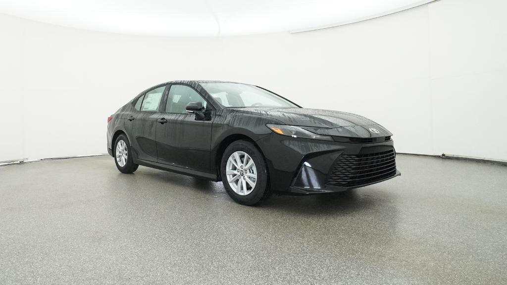 2026 Toyota Camry LE photo 2