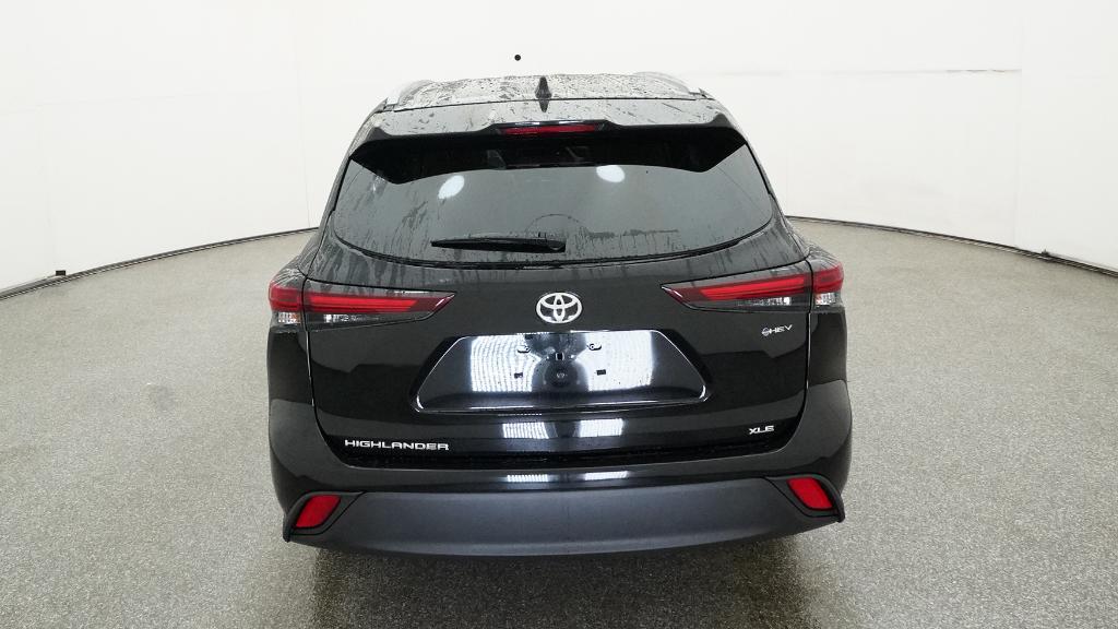 2025 Toyota Highlander Hybrid XLE photo 4