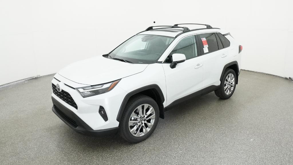 2025 Toyota RAV4 XLE Premium's photo
