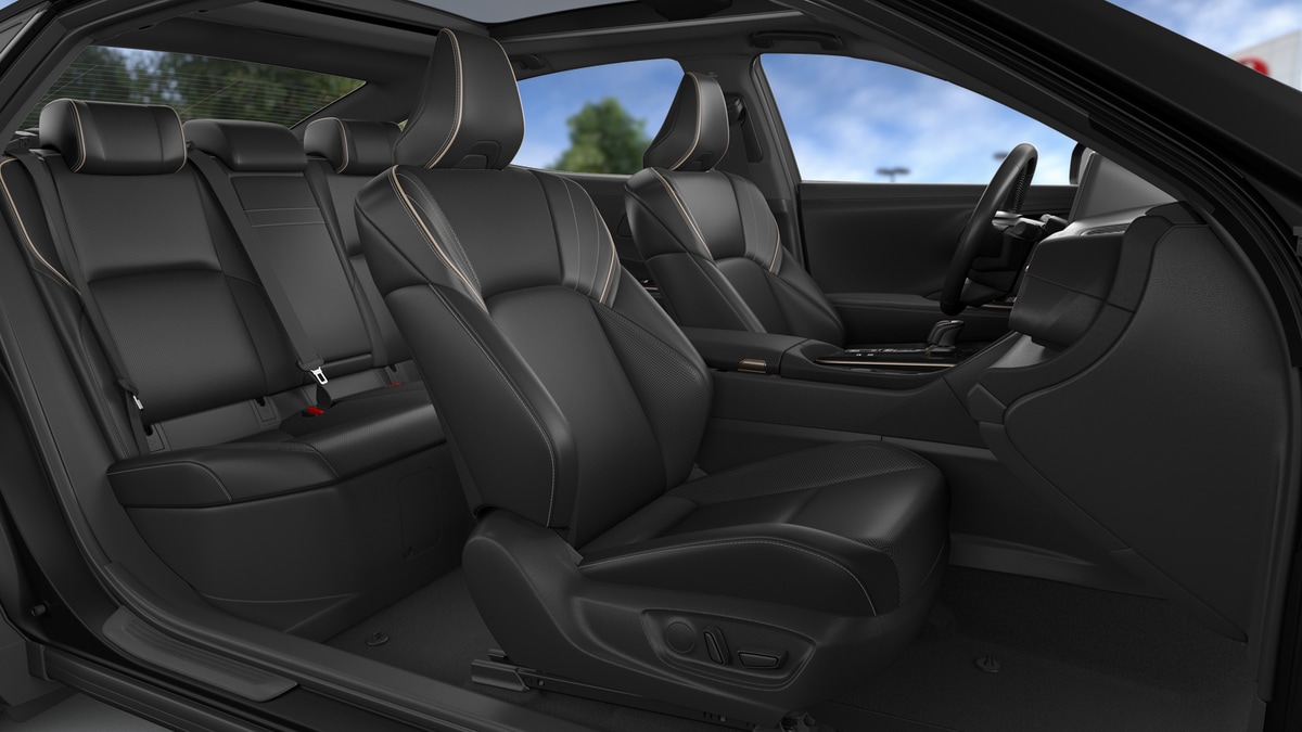 2026 Toyota Crown Limited - Photo 20