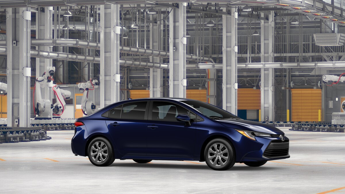 2026 Toyota Corolla LE photo 13