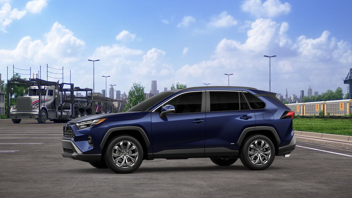 2025 Toyota RAV4 Hybrid Premium XLE photo 3
