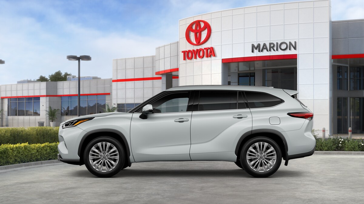 2025 Toyota Highlander Platinum photo 3