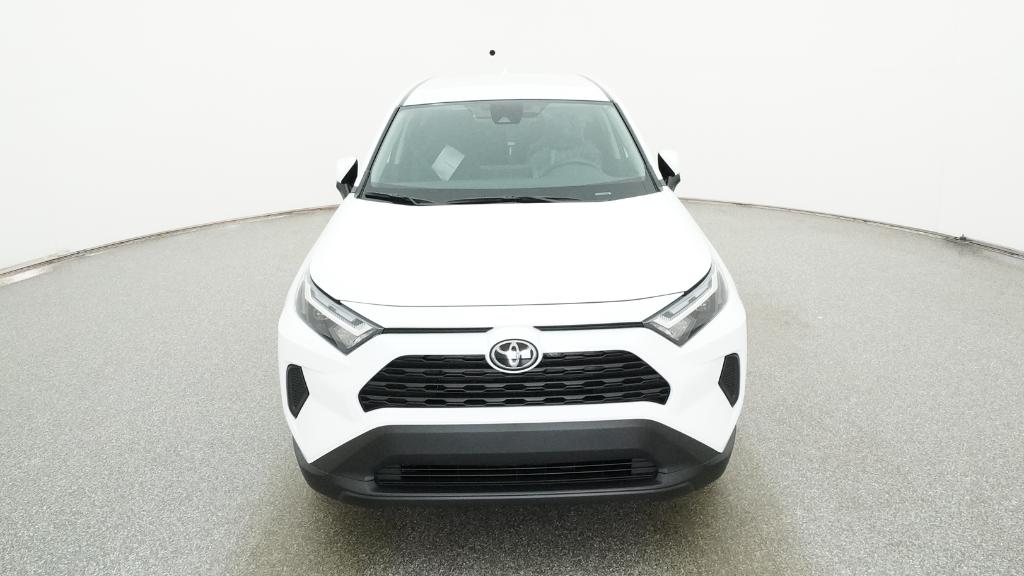 2025 Toyota RAV4 LE photo 4