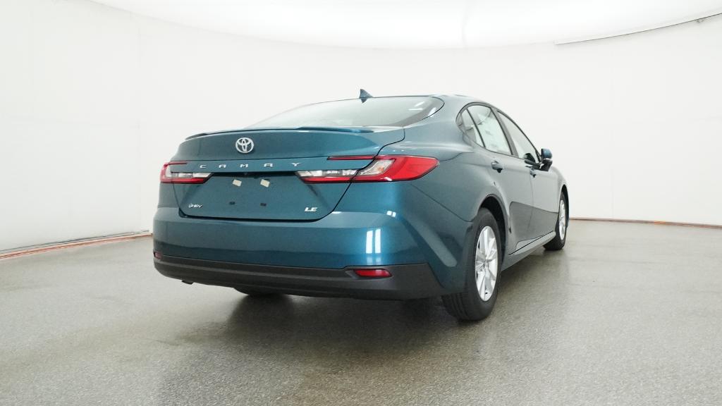 2026 Toyota Camry LE photo 3