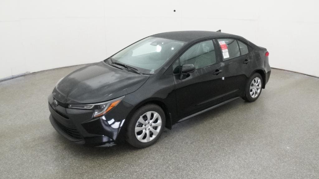 2026 Toyota Corolla LE's photo