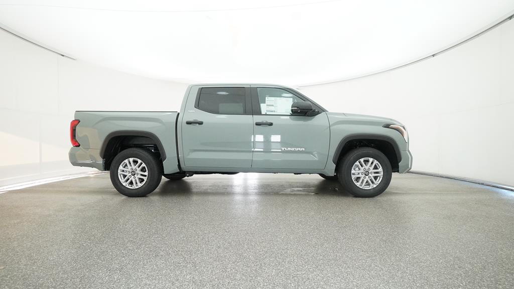 2025 Toyota Tundra SR5 - Photo 14
