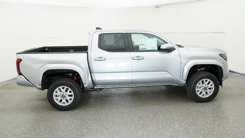 2026 Toyota Tacoma SR5 - Photo 21