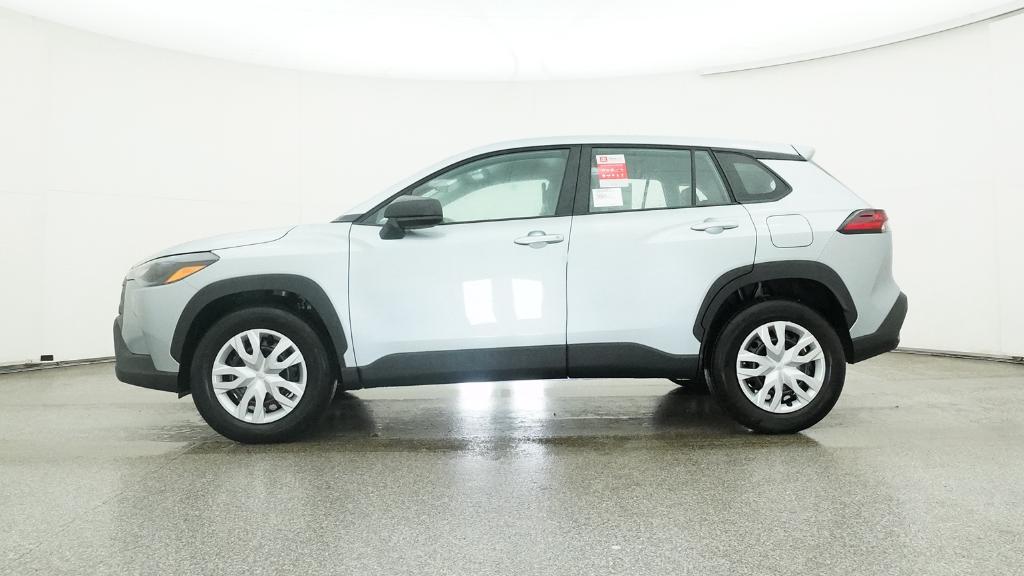 2026 Toyota Corolla Cross L photo 4