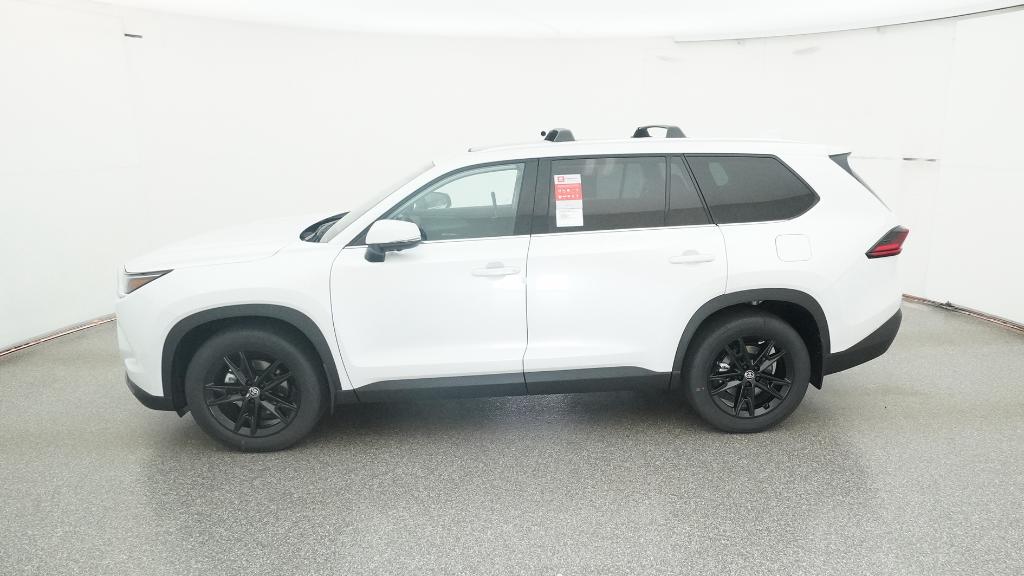 2026 Toyota Grand Highlander Platinum photo 3