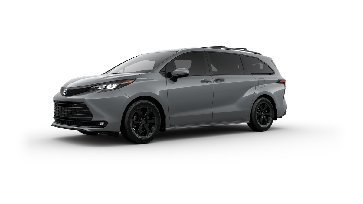 2025 Toyota Sienna Woodland Edition photo 3