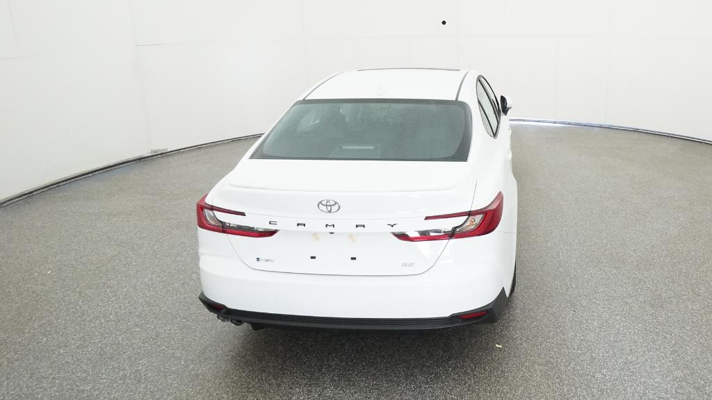 2026 Toyota Camry SE photo 32