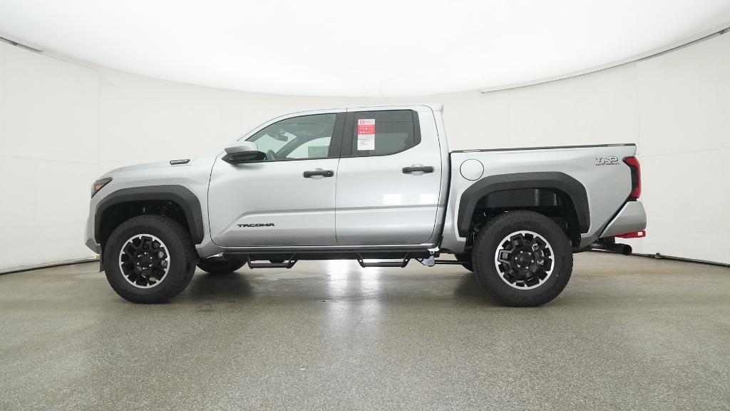 2025 Toyota Tacoma TRD Off Road - Photo 2