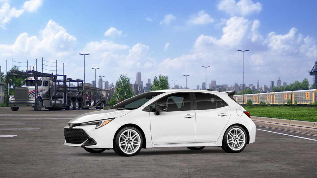 2026 Toyota Corolla SE photo 2