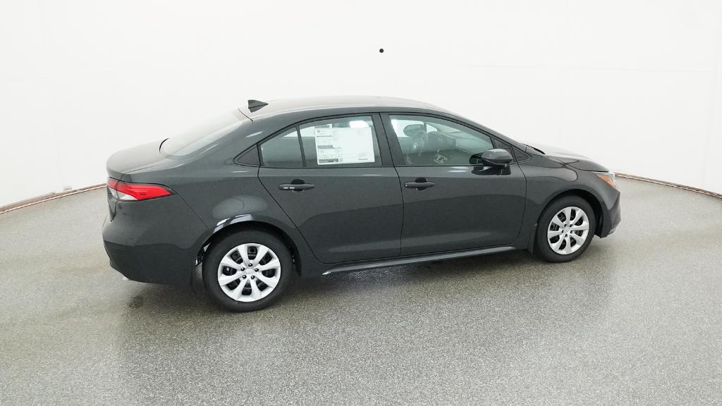 2026 Toyota Corolla LE photo 3