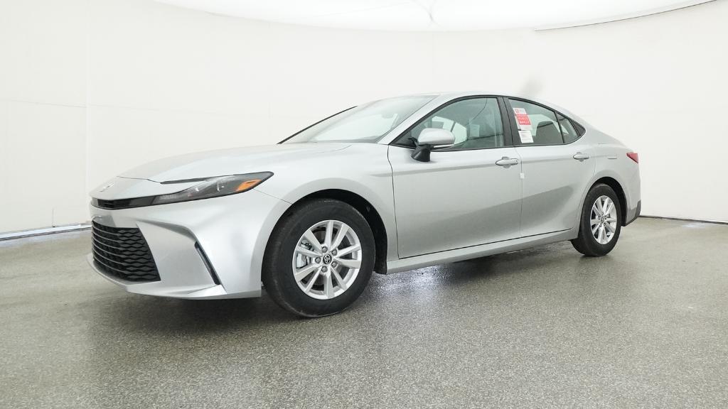 2026 Toyota Camry LE photo 2