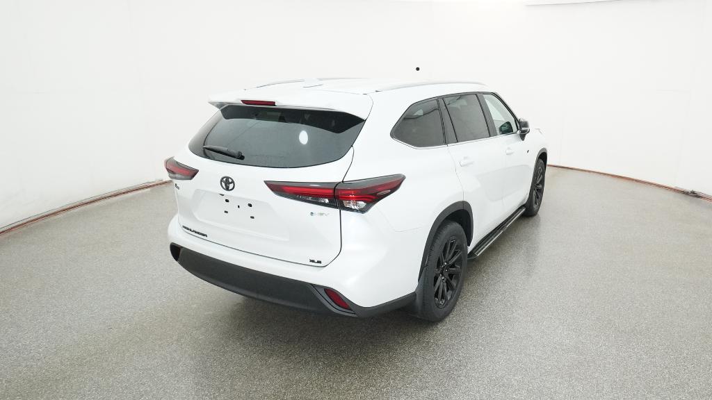 2025 Toyota Highlander Hybrid XLE photo 15