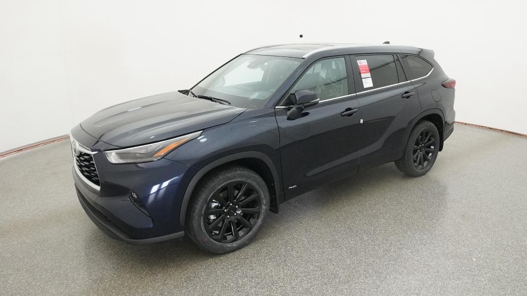 2026 Toyota Highlander XLE's photo