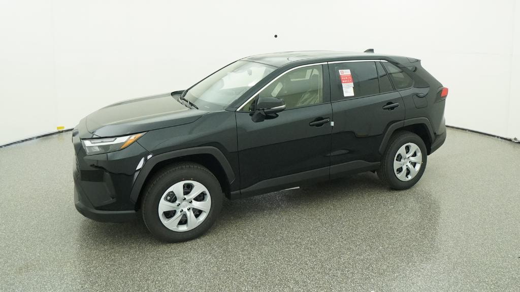 2025 Toyota RAV4 LE photo 4