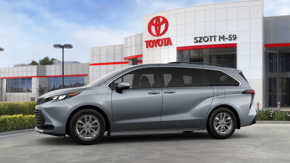 2025 Toyota Sienna LE photo 3