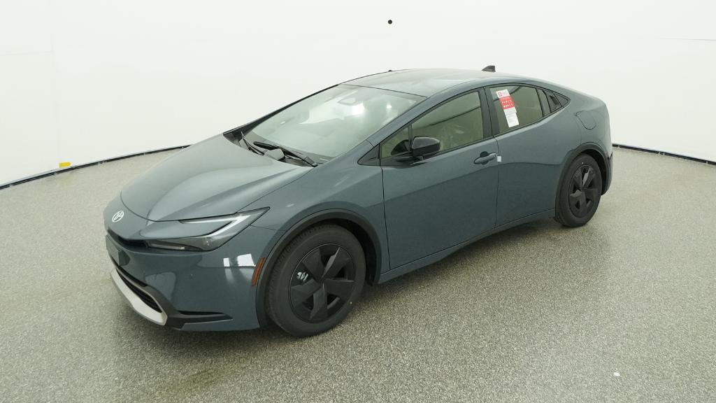 2026 Toyota Prius SE's photo