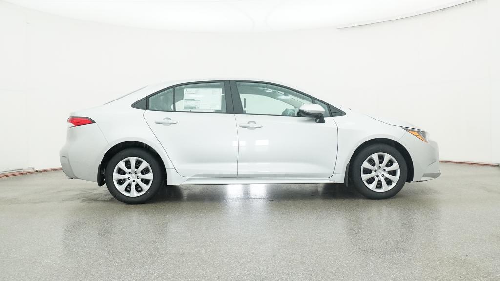 2026 Toyota Corolla LE photo 4